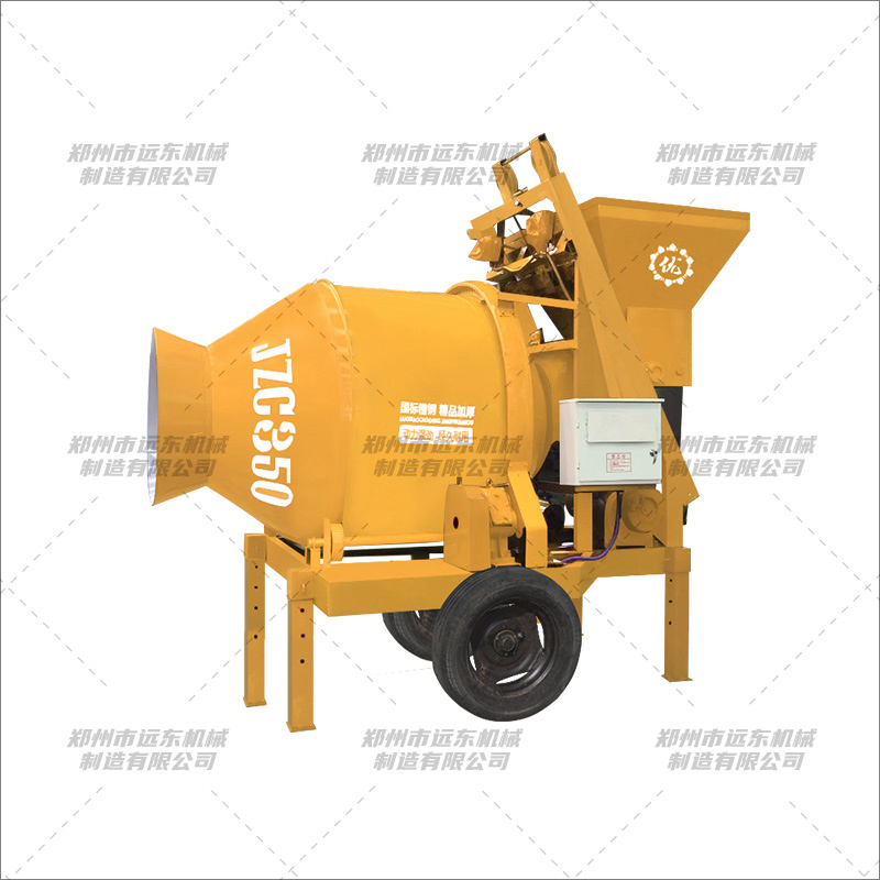 JZC350型全自動爬斗攪拌機(jī)(圖1) JZC350型全自動爬斗攪拌機(jī)(圖1)